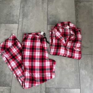 Victoria’s Secret red plaid holiday Christmas pajama set small